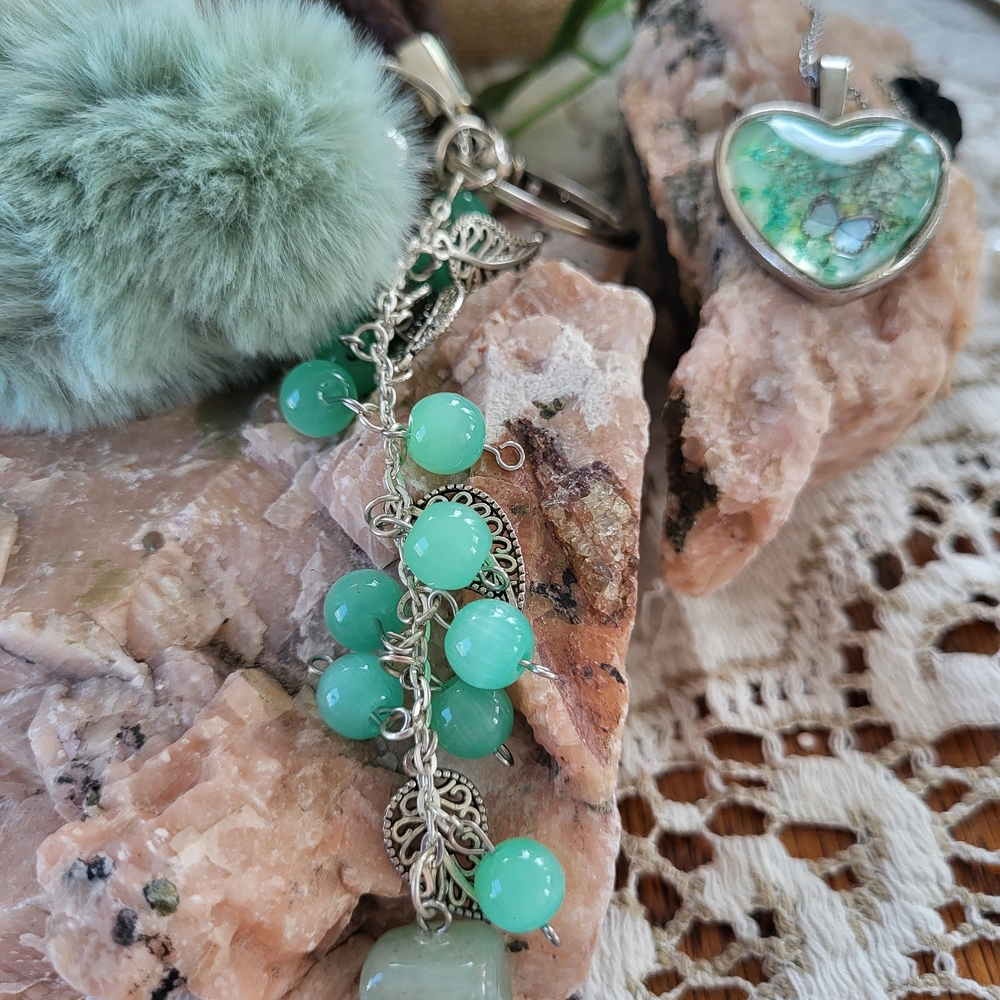 Country Inspired Handcrafted Green Jade Key Holder And Necklace Set